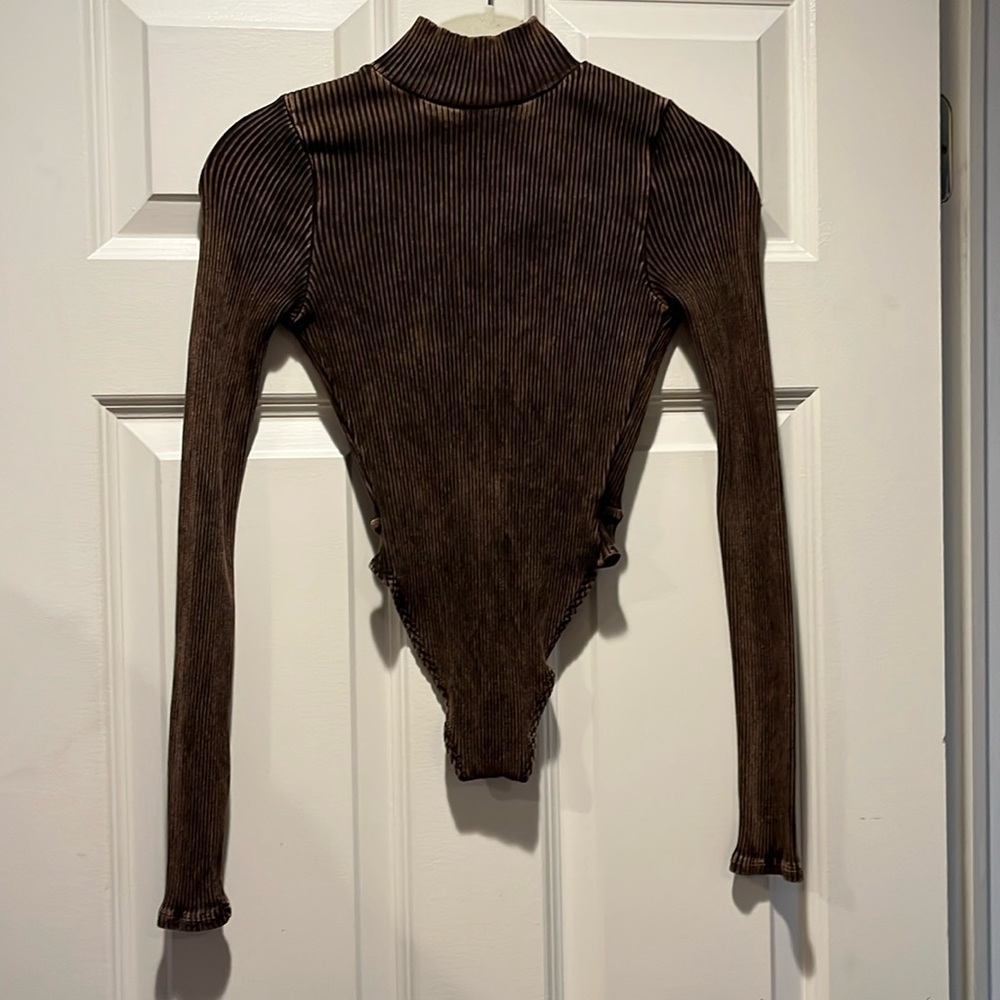 Brown Ribbed Long Sleeve Bodysuit